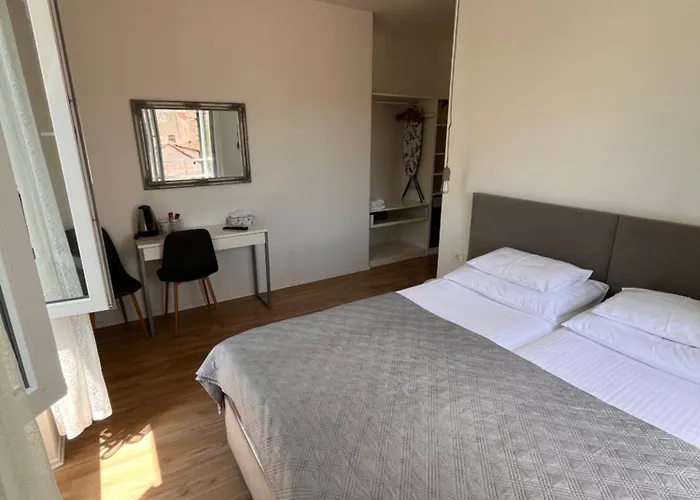 Soukki Town Centre 2 Apartment Split