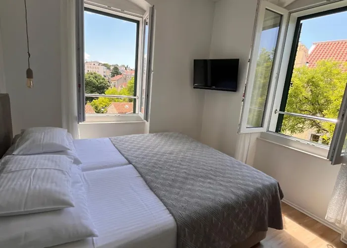 Soukki Town Centre 2 *