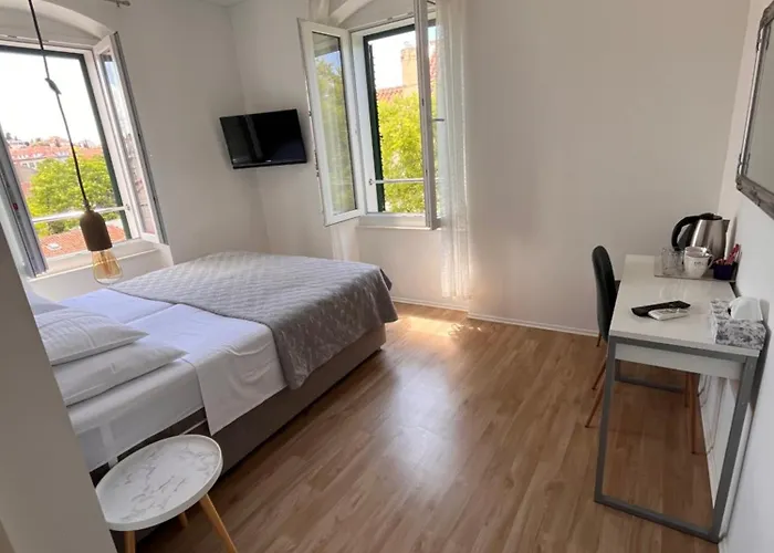 Soukki Town Centre 2 Split