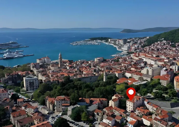 Soukki Town Centre 2 Apartment Split